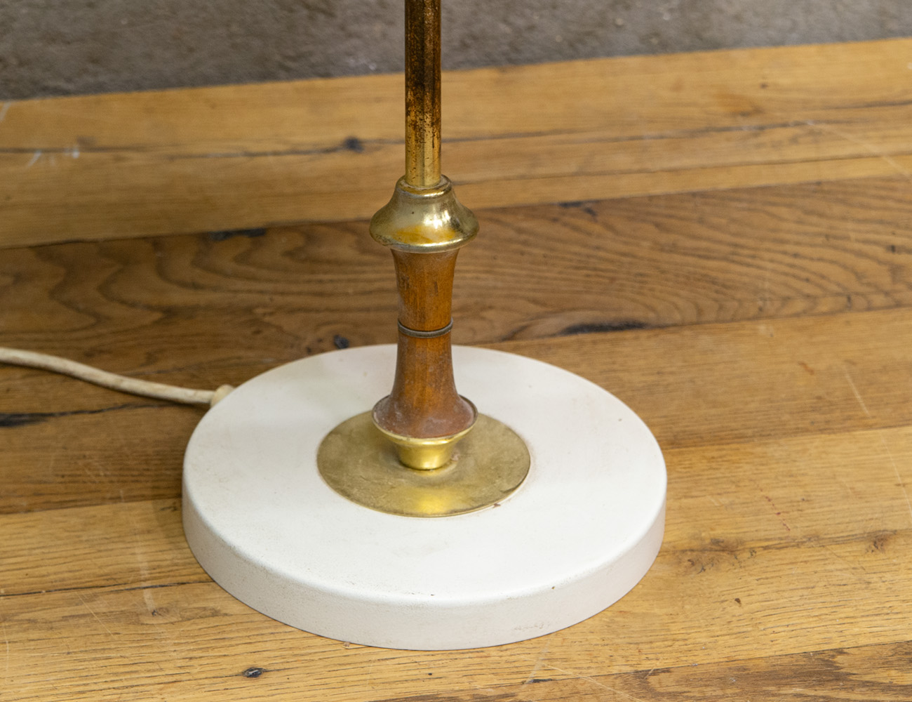 Винтажная настольная лампа