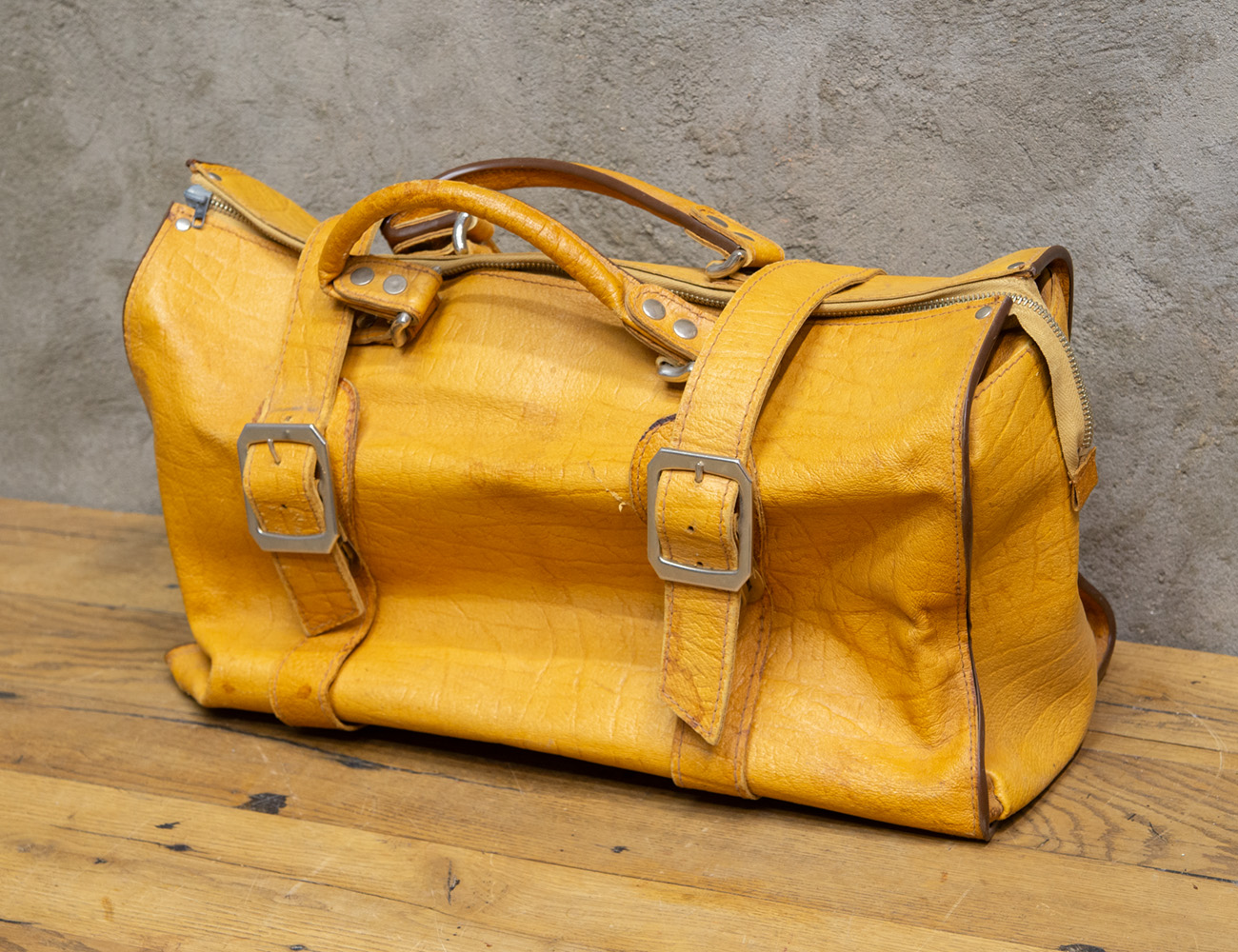 Винтажная дорожная сумка ГДР