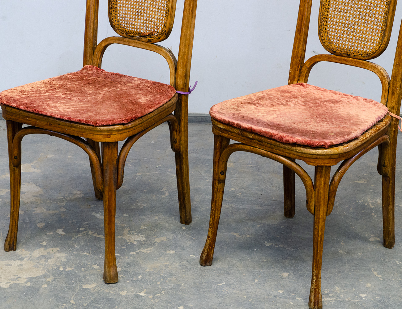 Антикварные венские стулья №432, Тонет