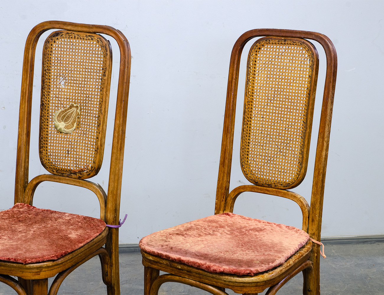 Антикварные венские стулья №432, Тонет