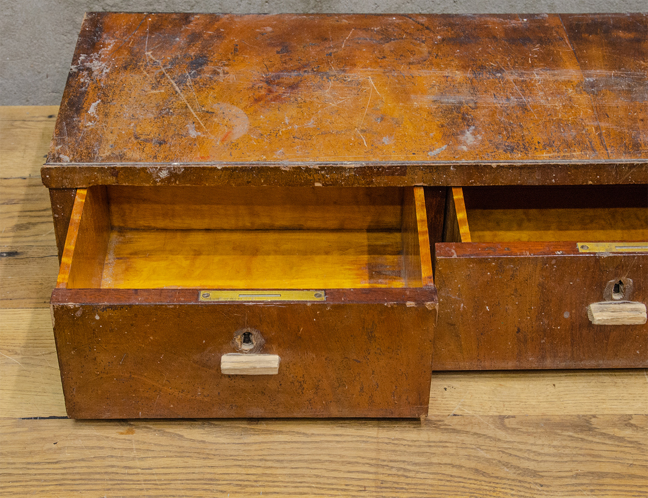 Старинная ореховая надставка с ящиками