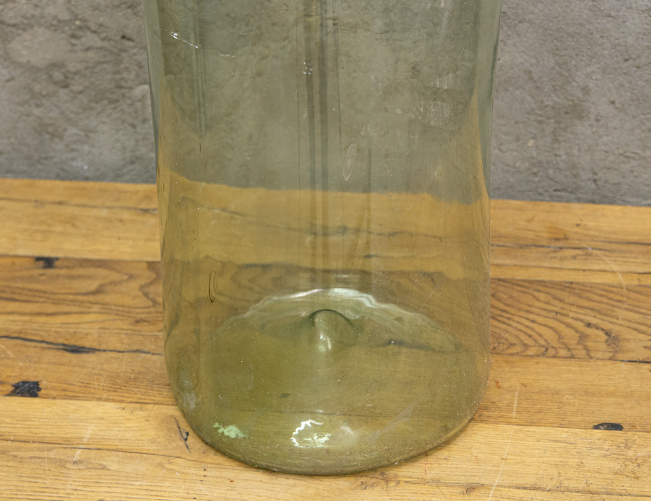 Старинная бутыль