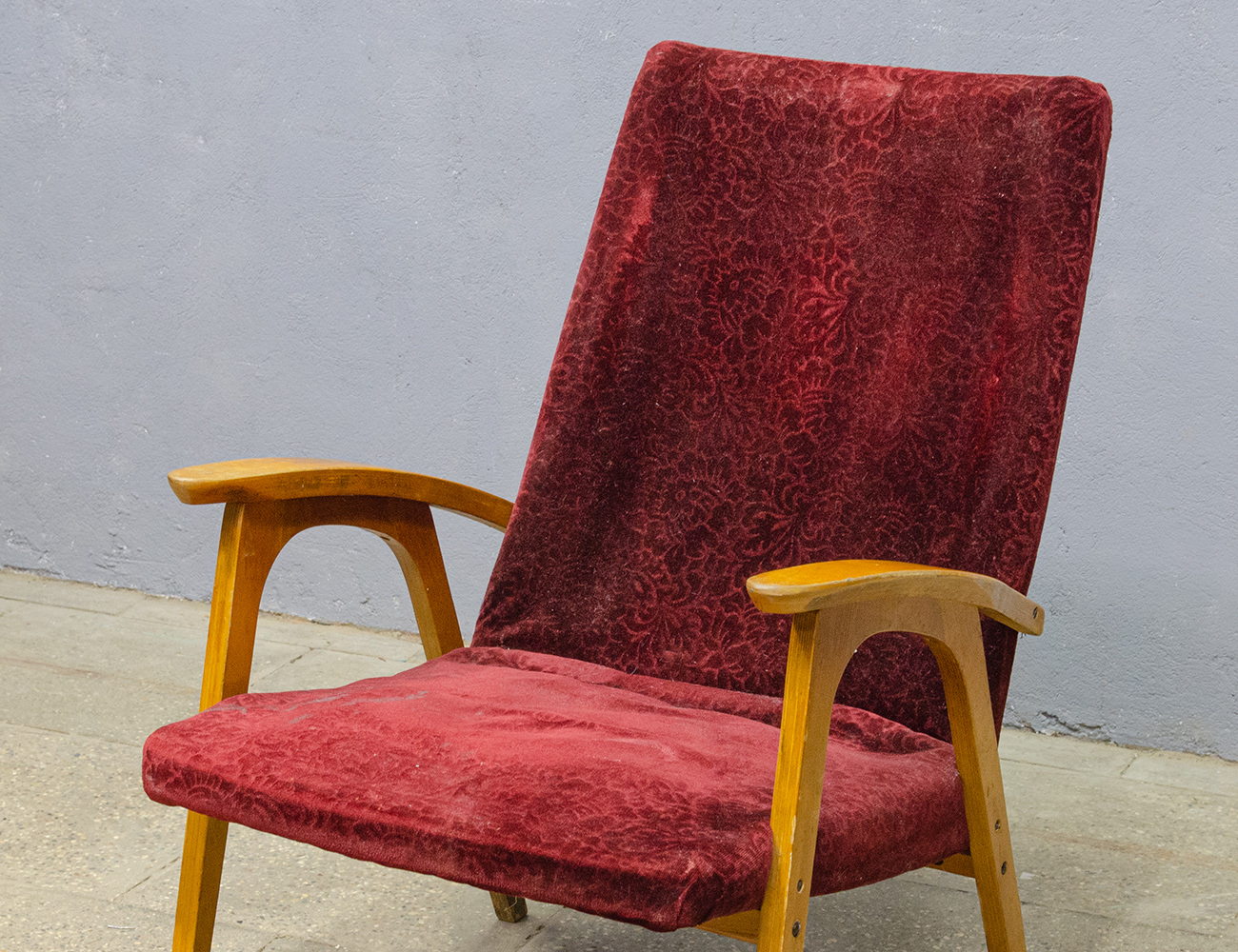 Винтажное кресло