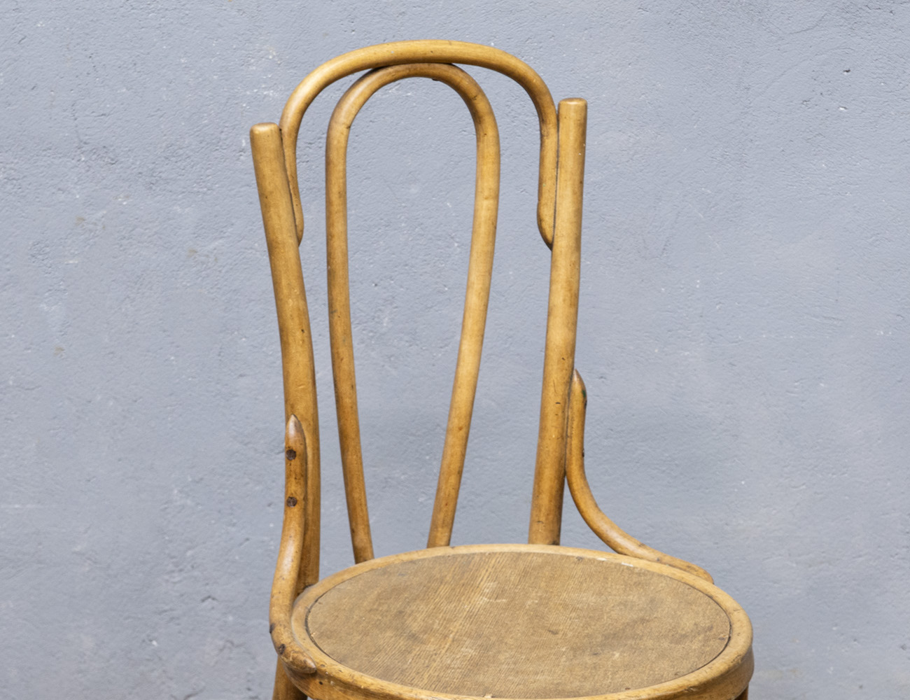 Старинный венский стул