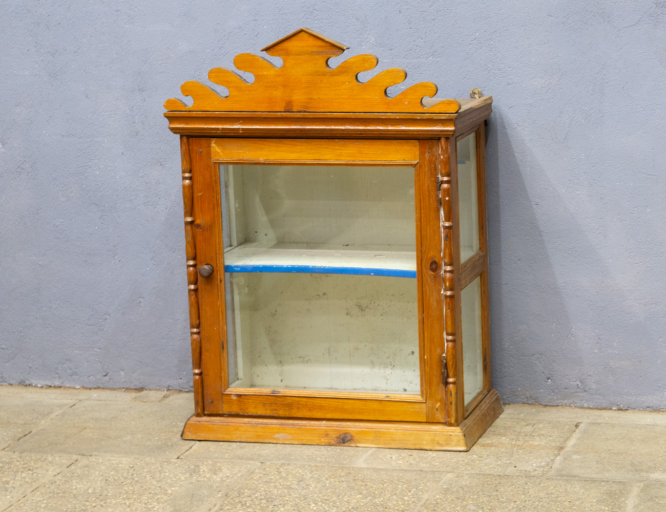 Верх от старинной горки