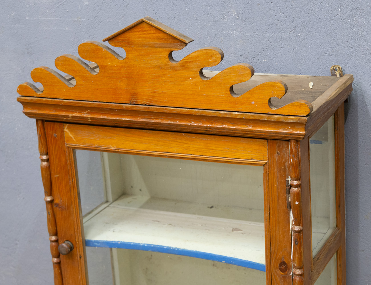 Верх от старинной горки