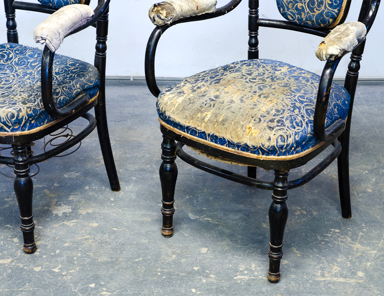 Антикварные венские кресла