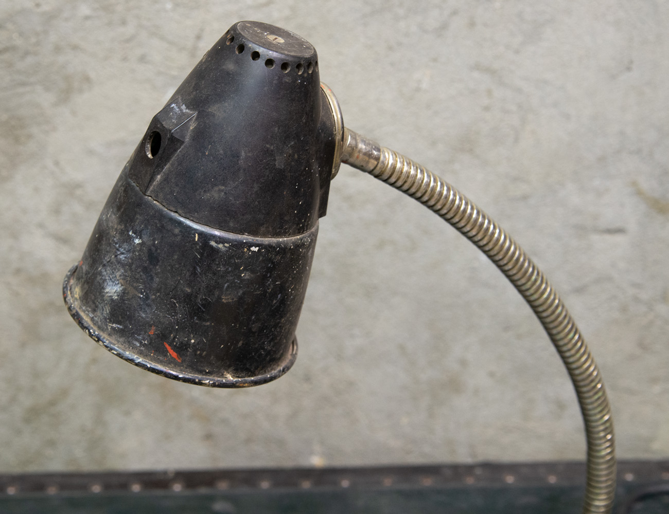 Винтажная настольная рабочая лампа