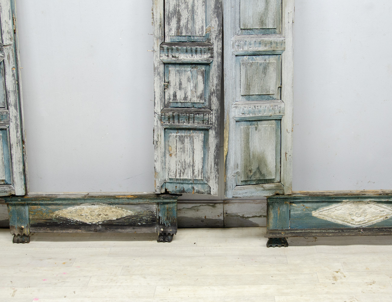 Старинные наличники со ставнями, конец 19 века