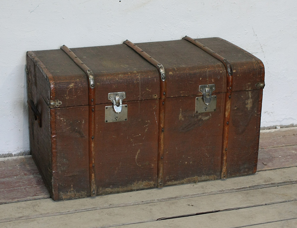 Старинный кофр