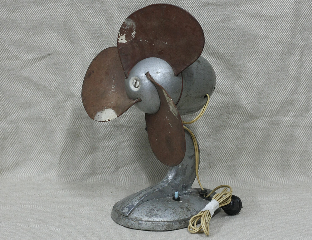 Старинный вентилятор