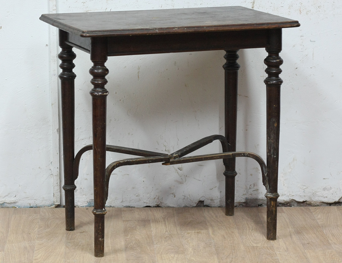 Венский гостиный стол