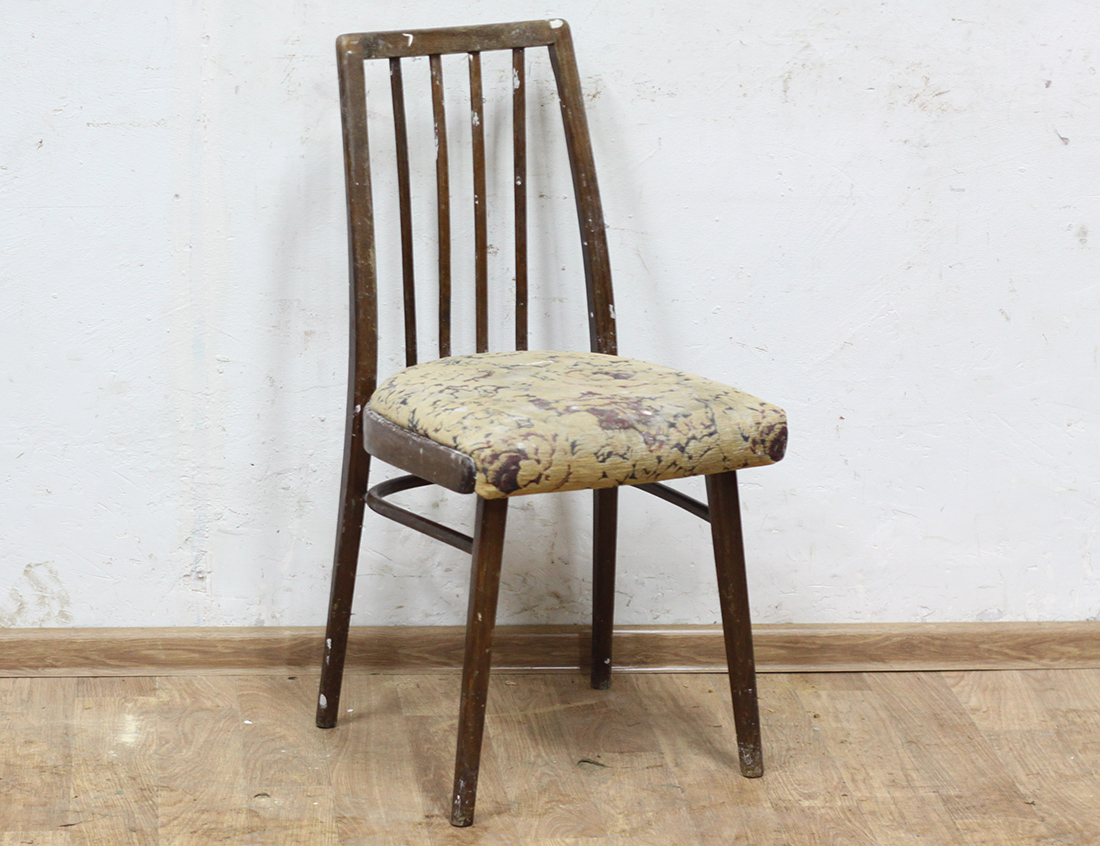 Старинный стул