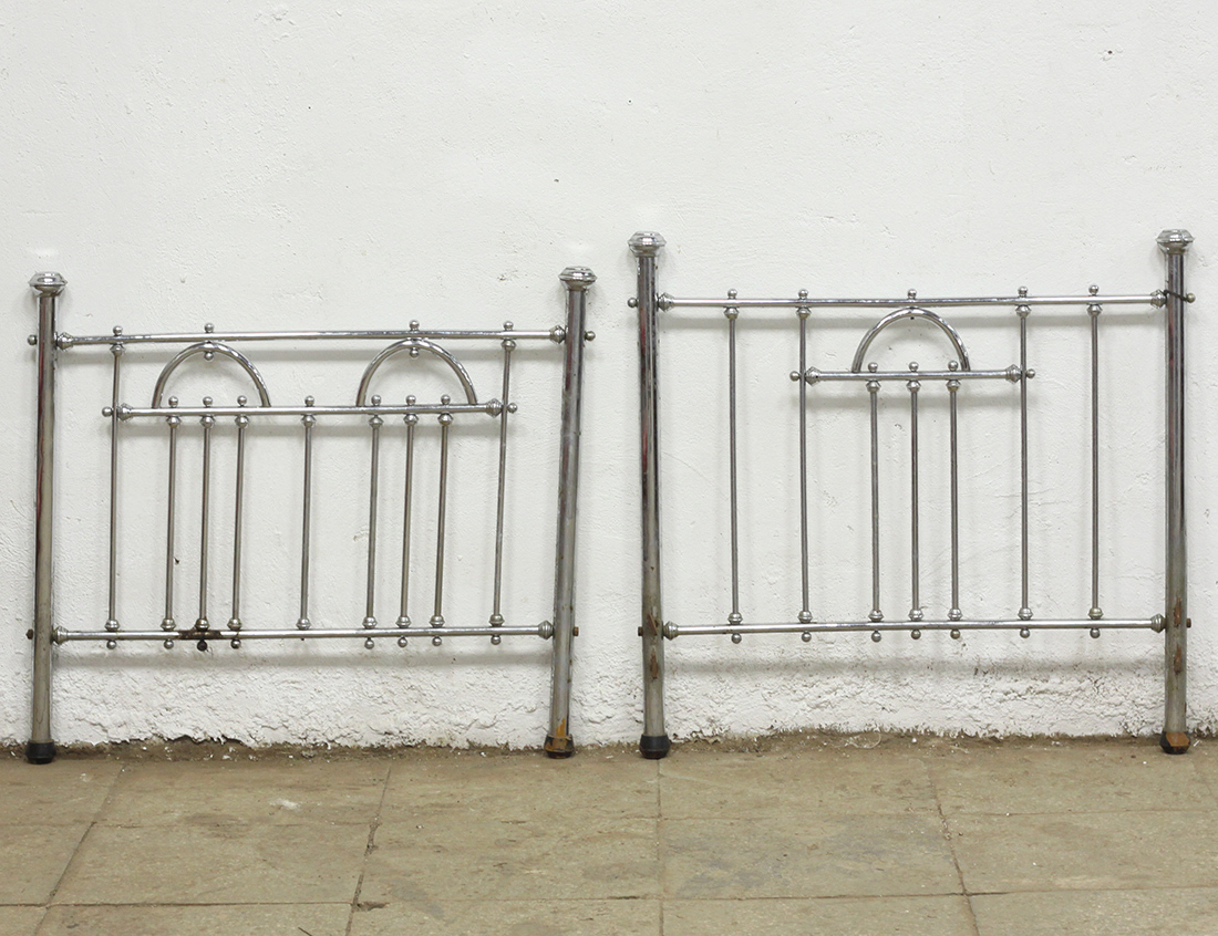 Старинная детская железная кровать