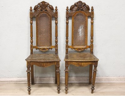 Пара дубовых стульев 19 века
