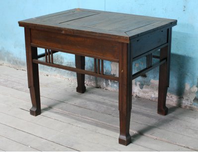 Старинный обеденный стол, модерн
