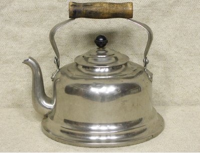 Старинный чайник