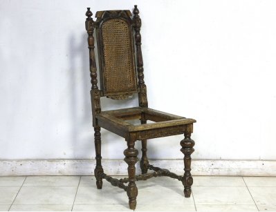 Дубовый стул 19 века