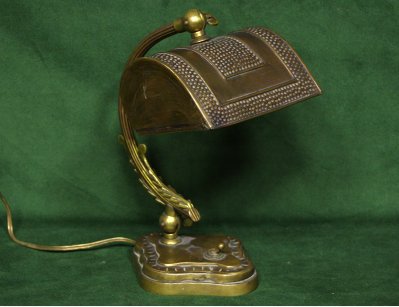Старинная конторская лампа