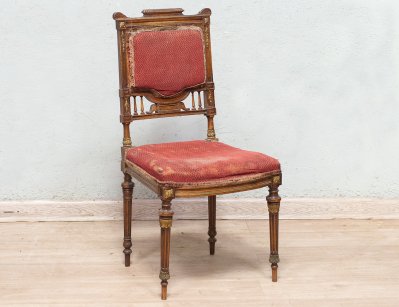 Антикварный ореховый стул 19 века