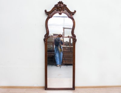 Антикварное ростовое зеркало с резьбой 19в
