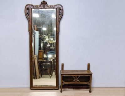Антикварное простеночное зеркало модерн