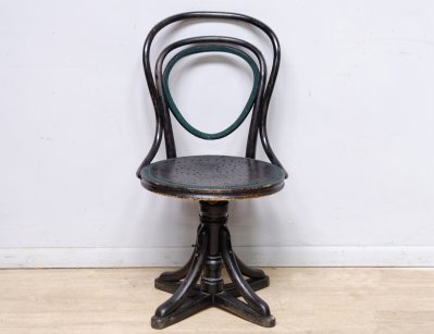 Старинное венское вращающееся кресло