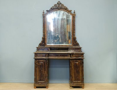 Антикварный резной дамский стол 19 века