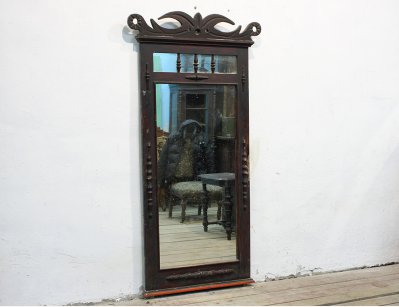 Старинное зеркало
