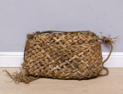 Старинная плетеная сумка