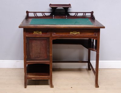 Антикварный письменный стол модерн