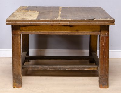Старинный раздвижной обеденный стол