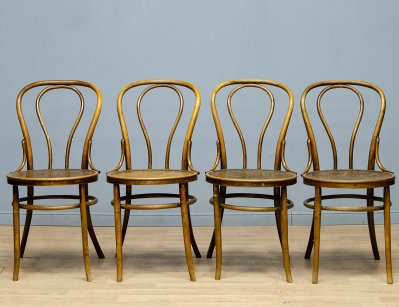 Гарнитур старинных венских стульев