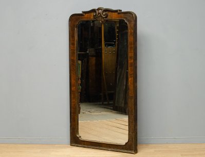 Старинное ореховое настенное зеркало