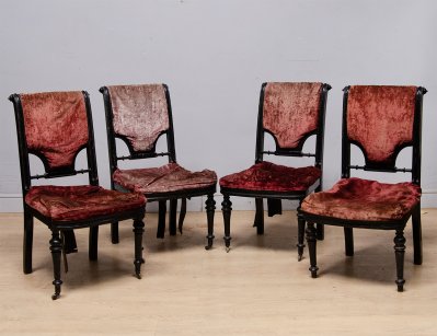 Гарнитур антикварных стульев