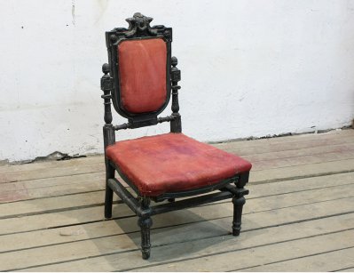 Старинный дамский стул