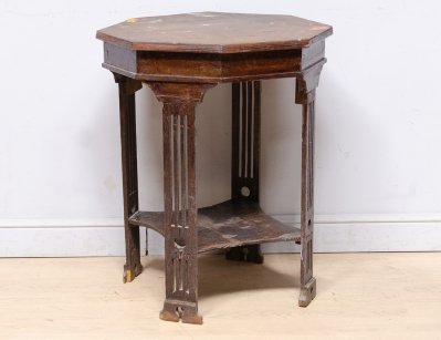 Старинный чайный столик модерн