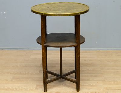 Антикварный столик с латунной столешницей