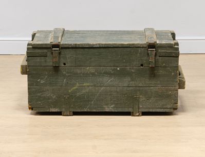 Старинный армейский ящик