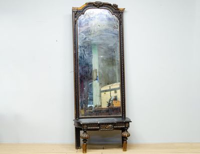Антикварное зеркало с консолью