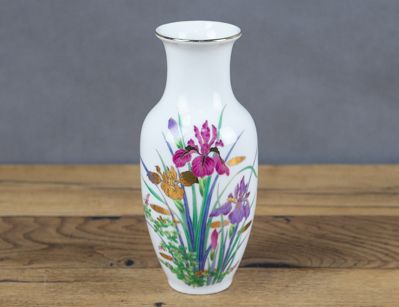 Винтажная фарфоровая ваза