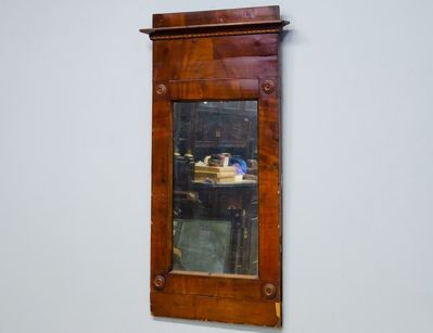 Старинное настенное зеркало в стиле ампир