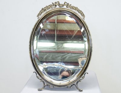 Антикварное посеребренное зеркало