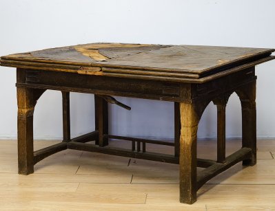 Антикварный дубовый обеденный стол