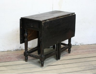 Старинный стол-книжка с ящиком