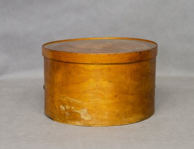 Старинная шляпная коробка, Лютерма
