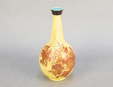 Старинная керамическая ваза