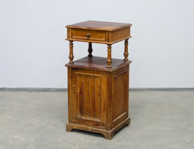 Антикварная тумба