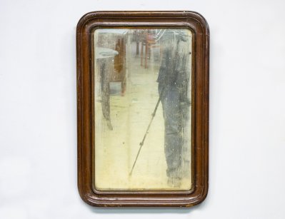 Старинное настенное зеркало