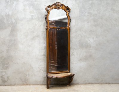 Антикварное простеночное зеркало с консолью